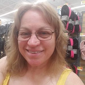 Meet your Posher, Cari